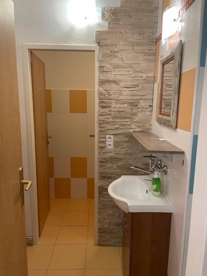 Penzion Kralovske Lazne Podebrady Exterior photo